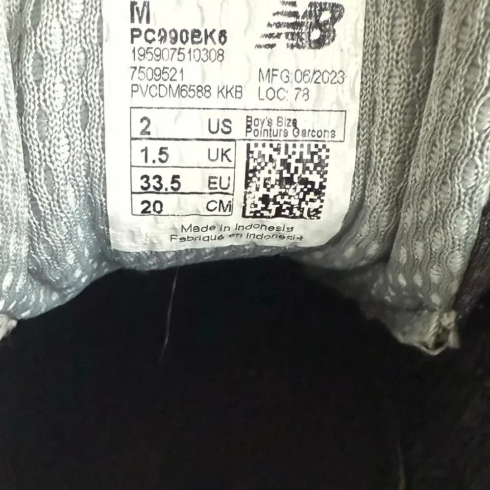 New Balance 990 V6 Grey/Black Kids Sneakers - SZ 2 Y - Picture 15 of 15